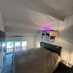 Duplex